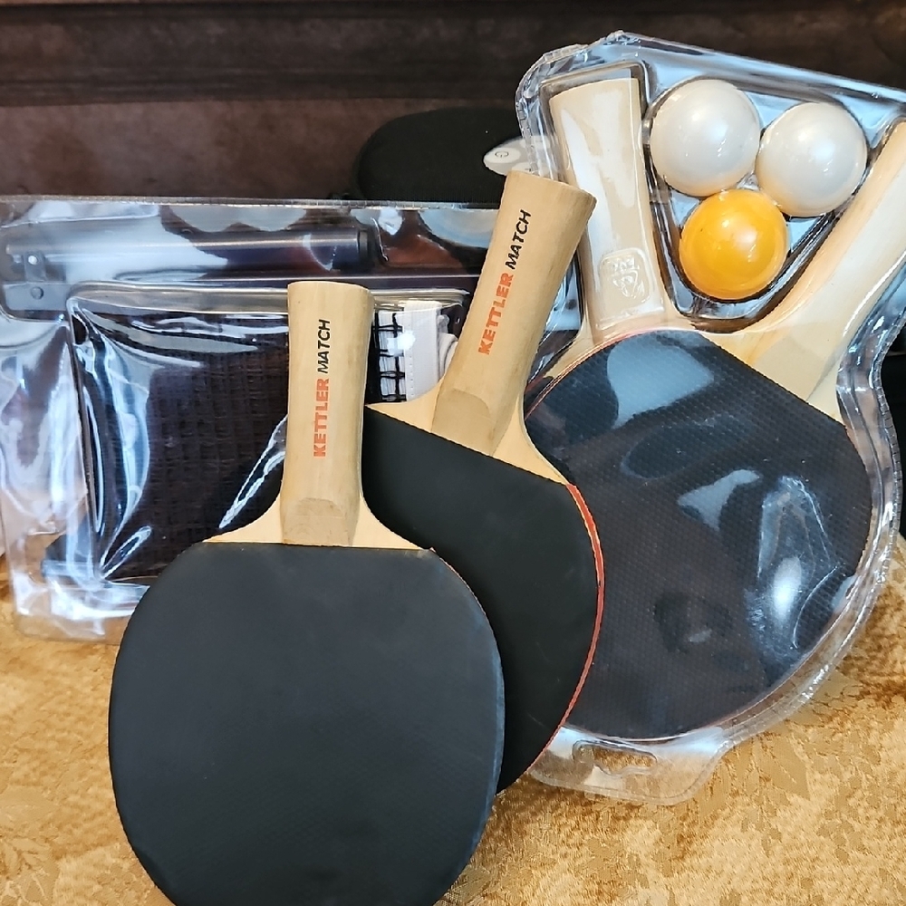 PingPong Set with Orange Paddles and Balls Including Table Net & Stand - Picture 2 of 11